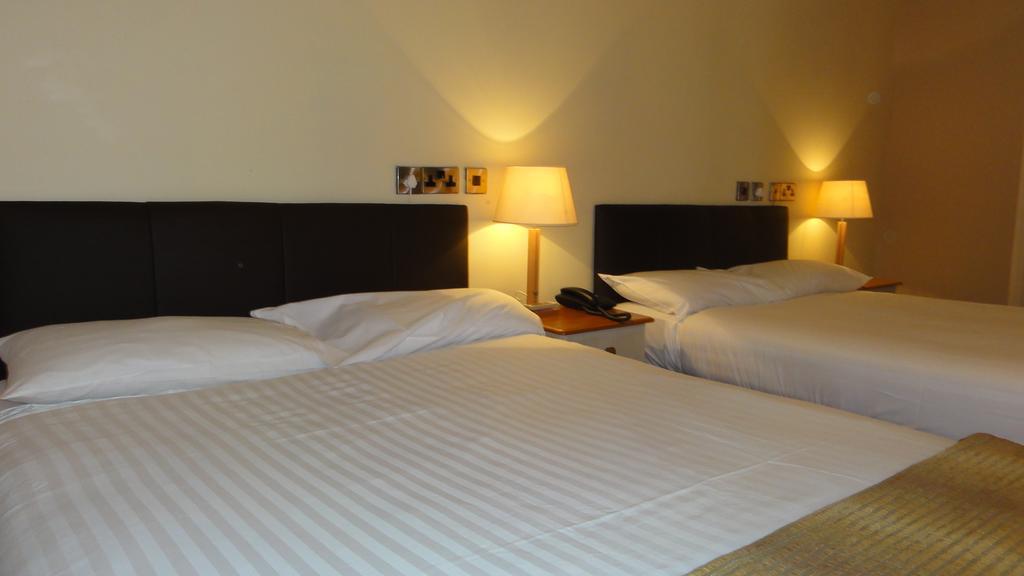 Hannon's Hotel Roscommon Rum bild
