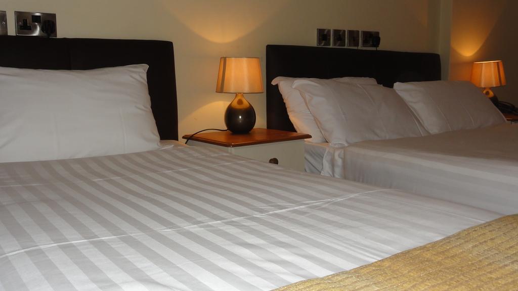 Hannon's Hotel Roscommon Rum bild